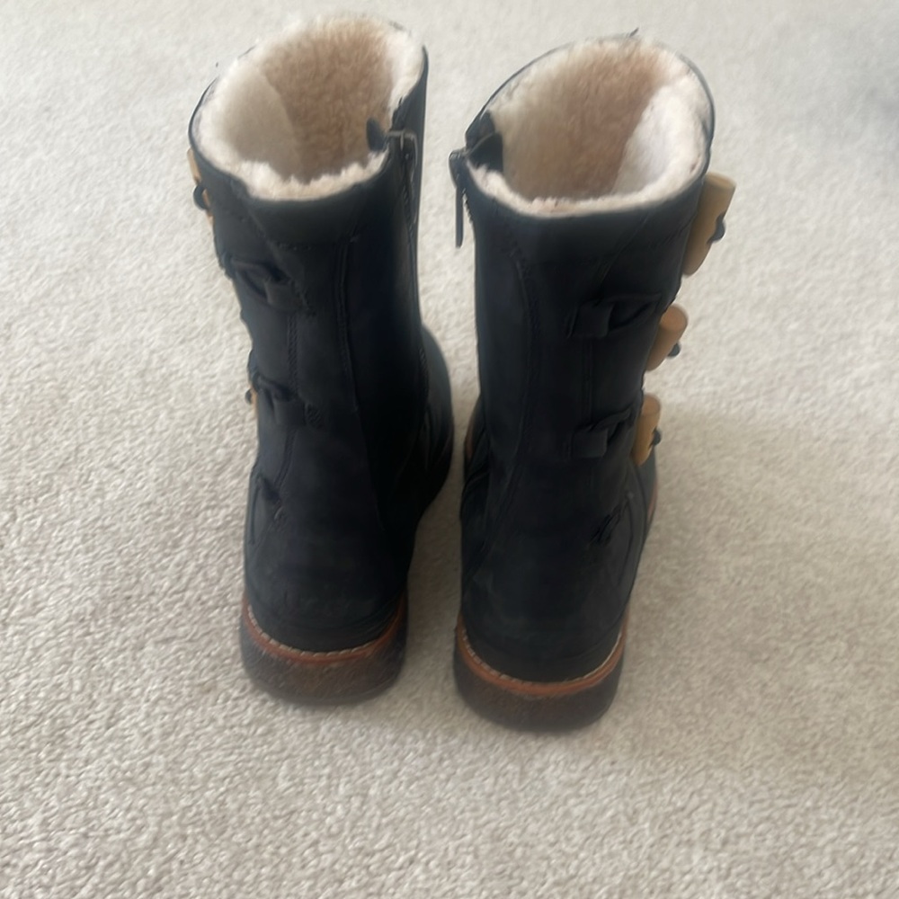 Ugg Bootie - image 3